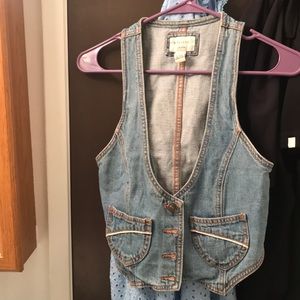 Jean vest